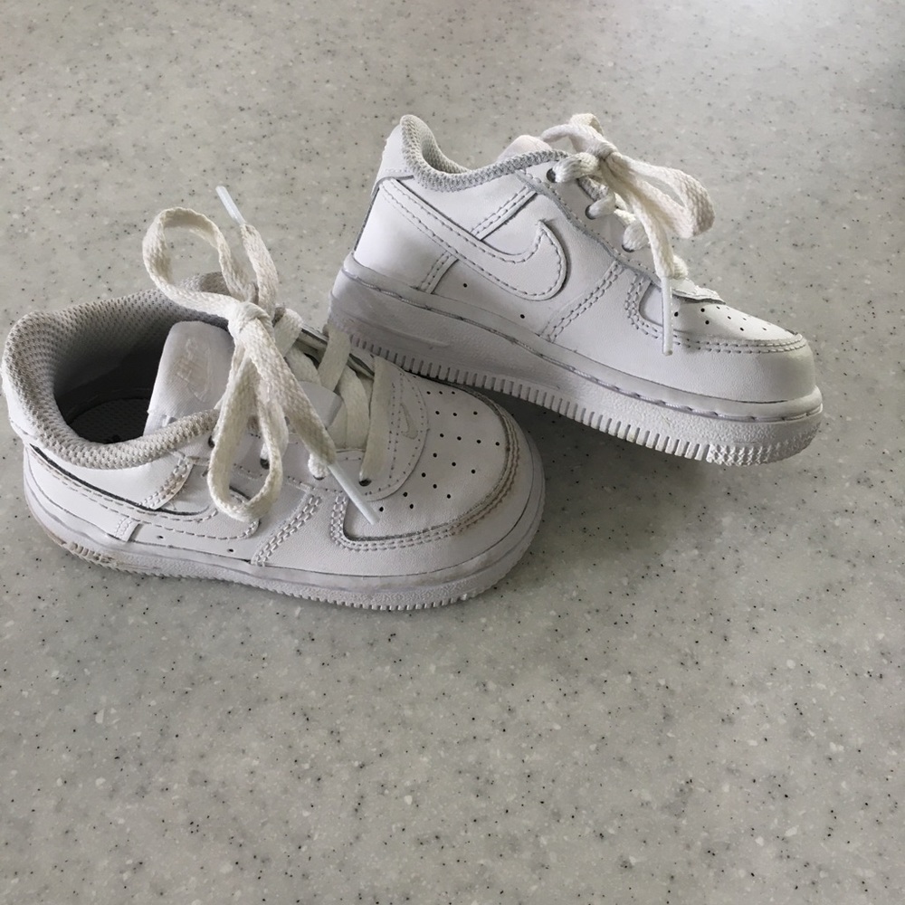 Toddler Nike shoes